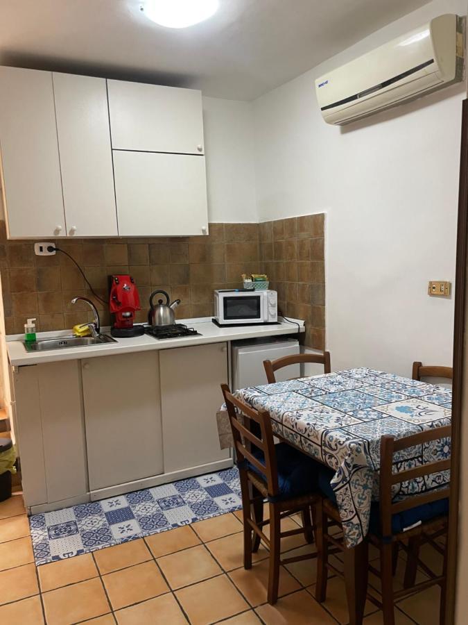 Le Suite Di Ginevra Napels Buitenkant foto