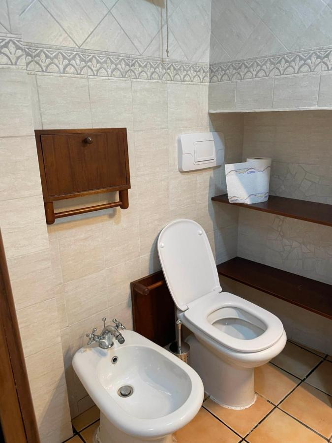 Le Suite Di Ginevra Napels Buitenkant foto